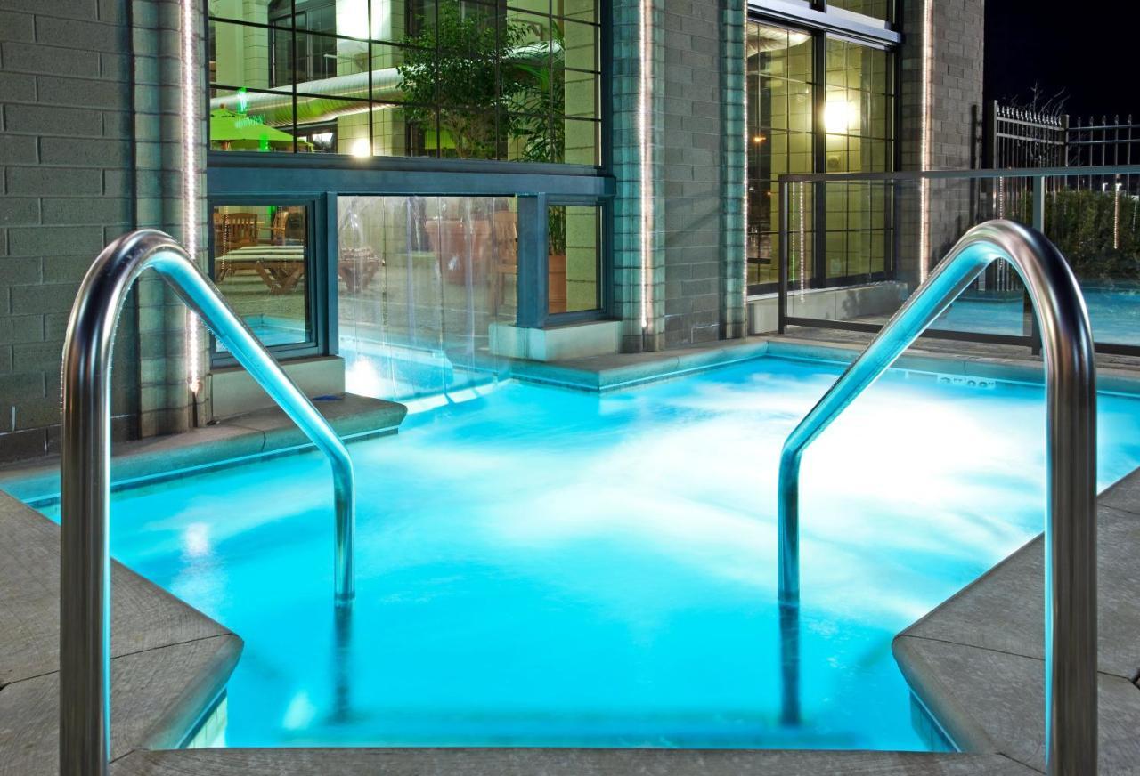 Holiday Inn Midland By Ihg Exterior foto